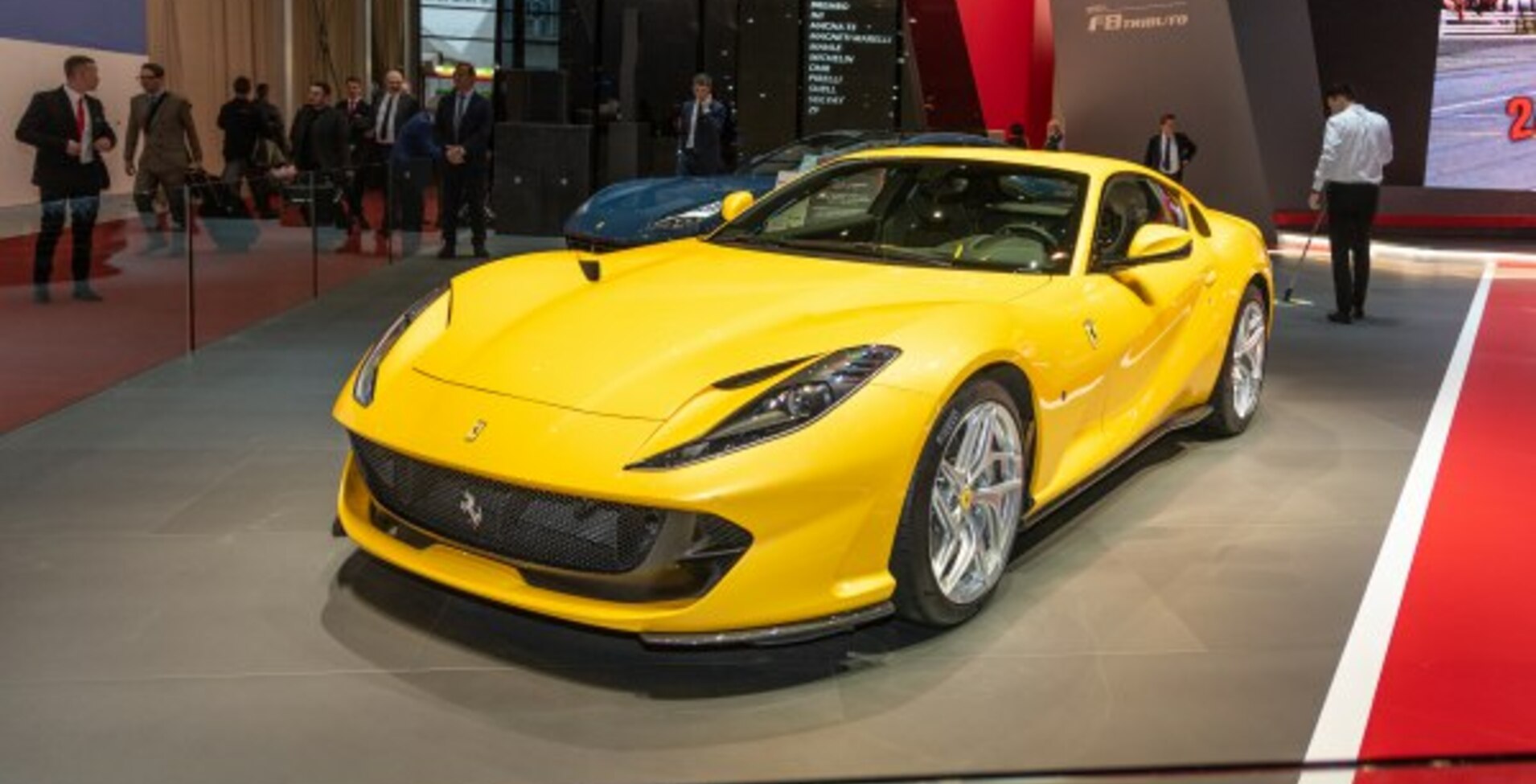 Ferrari 812 Superfast 6.5 V12 (800 Hp) DCT 2017, 2018, 2019, 2020, 2021 