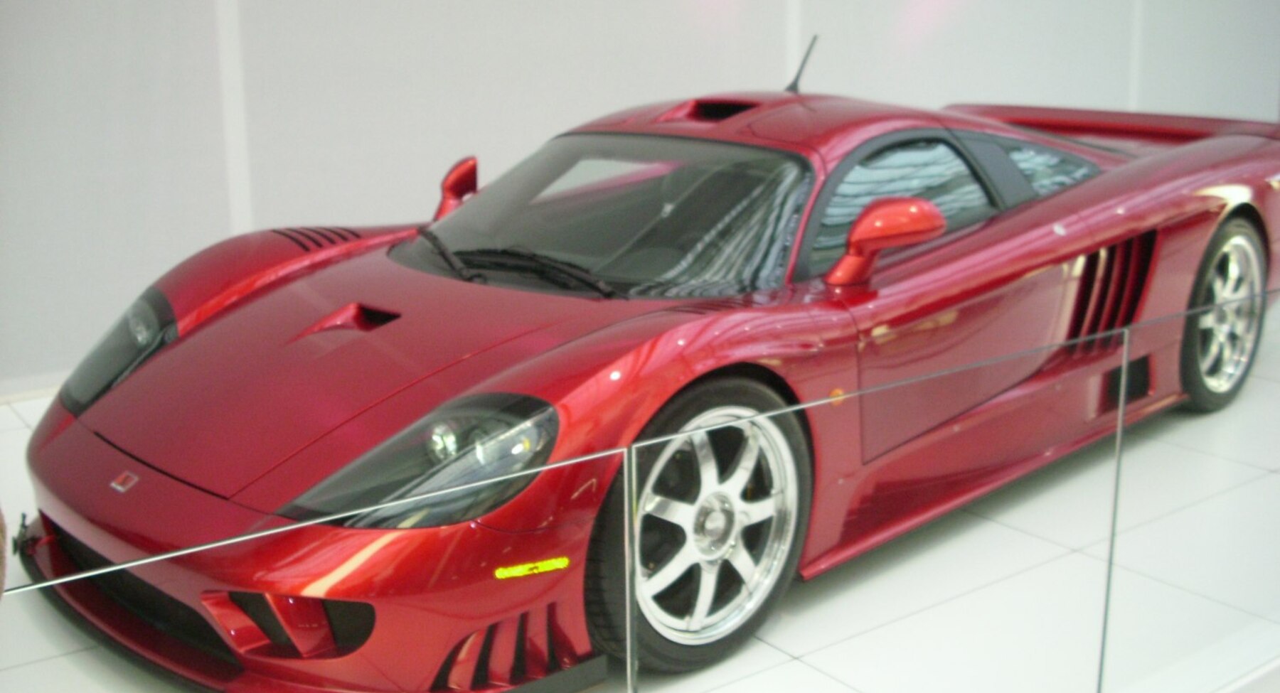 Saleen S7 7.0 i V8 (558 Hp) 2000, 2001, 2002, 2003, 2004 