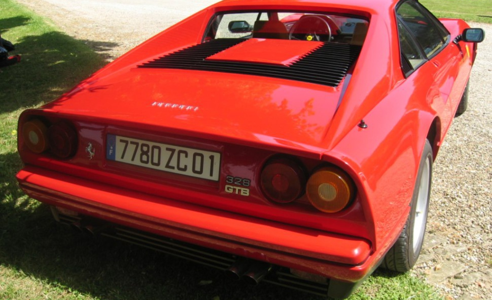 Ferrari 328 GTB 3.2 V8 (270 Hp) 1985, 1986, 1987, 1988, 1989 