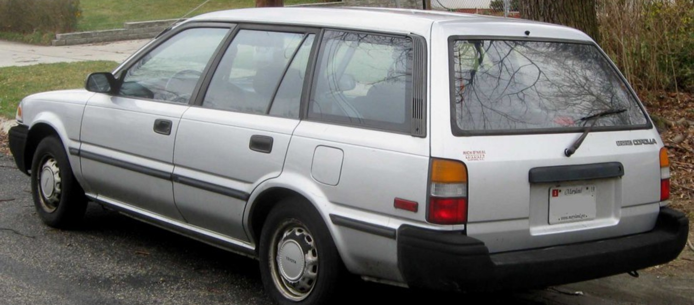 Toyota Corolla Wagon VI (E90) 1.6 XLI 4x4 (AE95) (105 Hp) 1988, 1989, 1990, 1991, 1992 