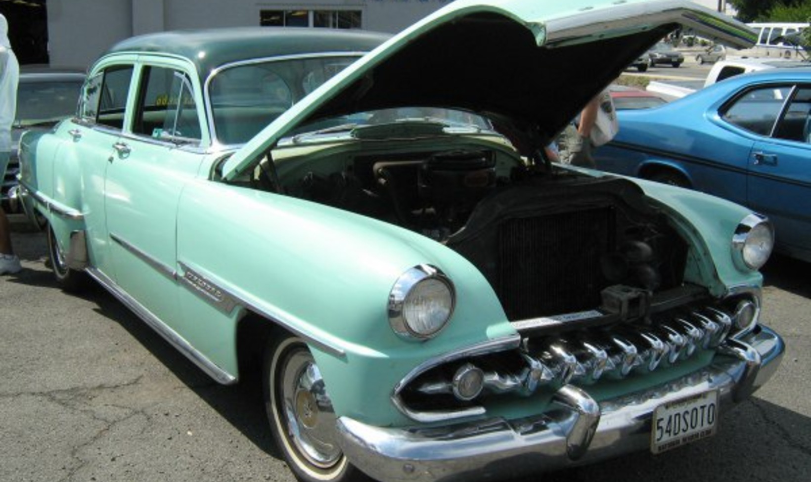 DeSoto Firedome Four-Door Sedan (facelift 1954) 4.5 V8 (170 Hp) 1953, 1954 