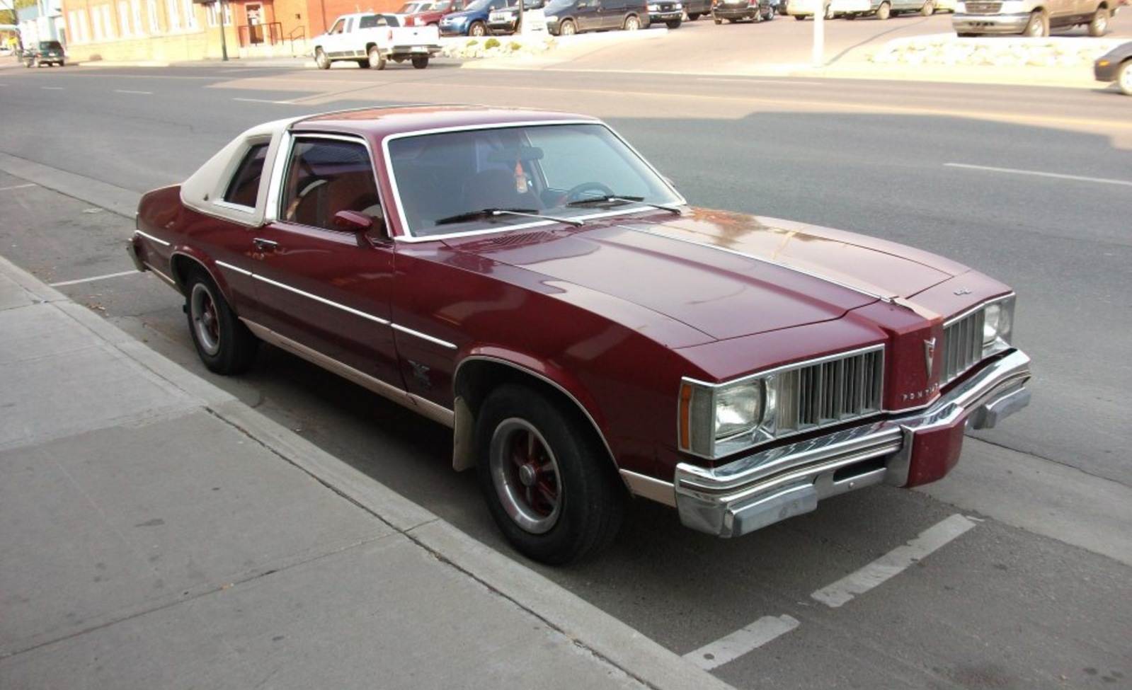 Pontiac Phoenix Coupe 2.8 (117 Hp) 1979, 1980, 1981 