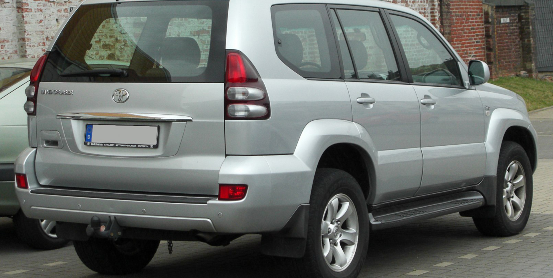 Toyota Land Cruiser (120) Prado 3.0 D-4D (163 Hp) Automatic 2002, 2003, 2004, 2005, 2006, 2007 