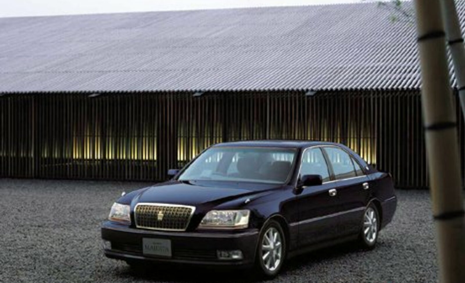 Toyota Crown Majesta III (S170) 4.0 V8 32V (280 Hp) Automatic 1999, 2000, 2001, 2002, 2003, 2004 