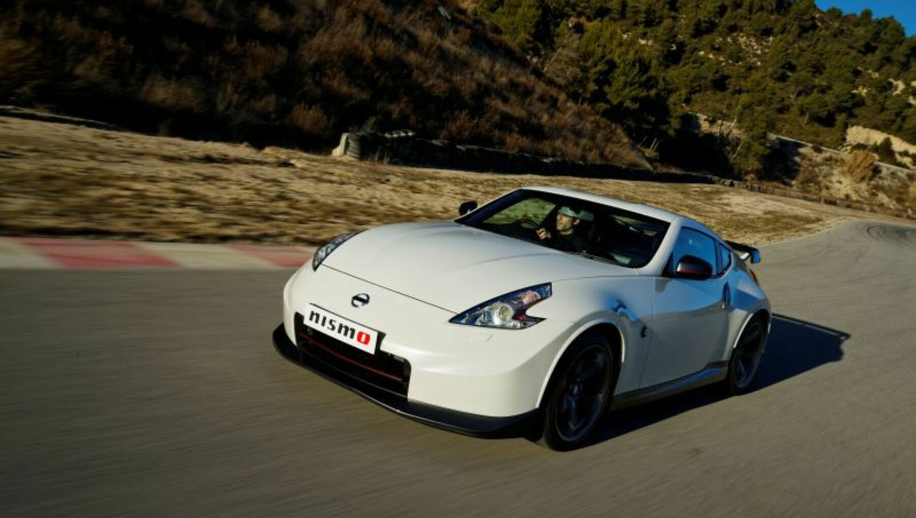 Nissan 370Z NISMO (facelift 2014) 3.7 V6 (344 Hp) 2014, 2015, 2016, 2017, 2018 