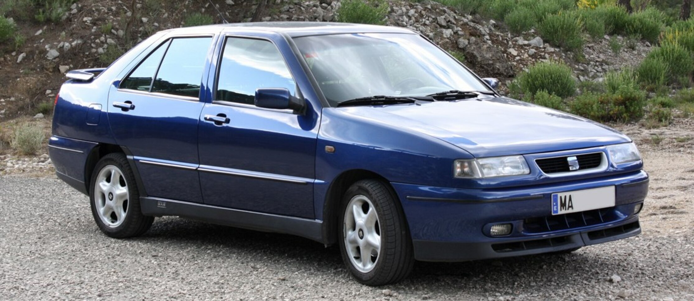 Seat Toledo I (1L, facelift 1995) 1.6 MPi (100 Hp) 1996, 1997, 1998, 1999