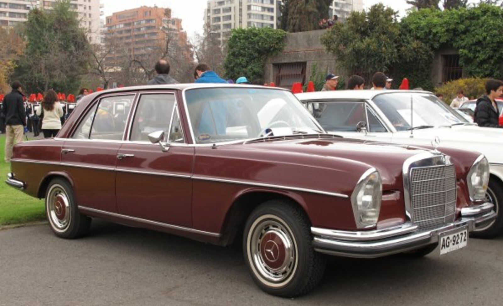 Mercedes-Benz W108 280 SE 3.5 V8 (200 Hp) Automatic 1970, 1971, 1972 