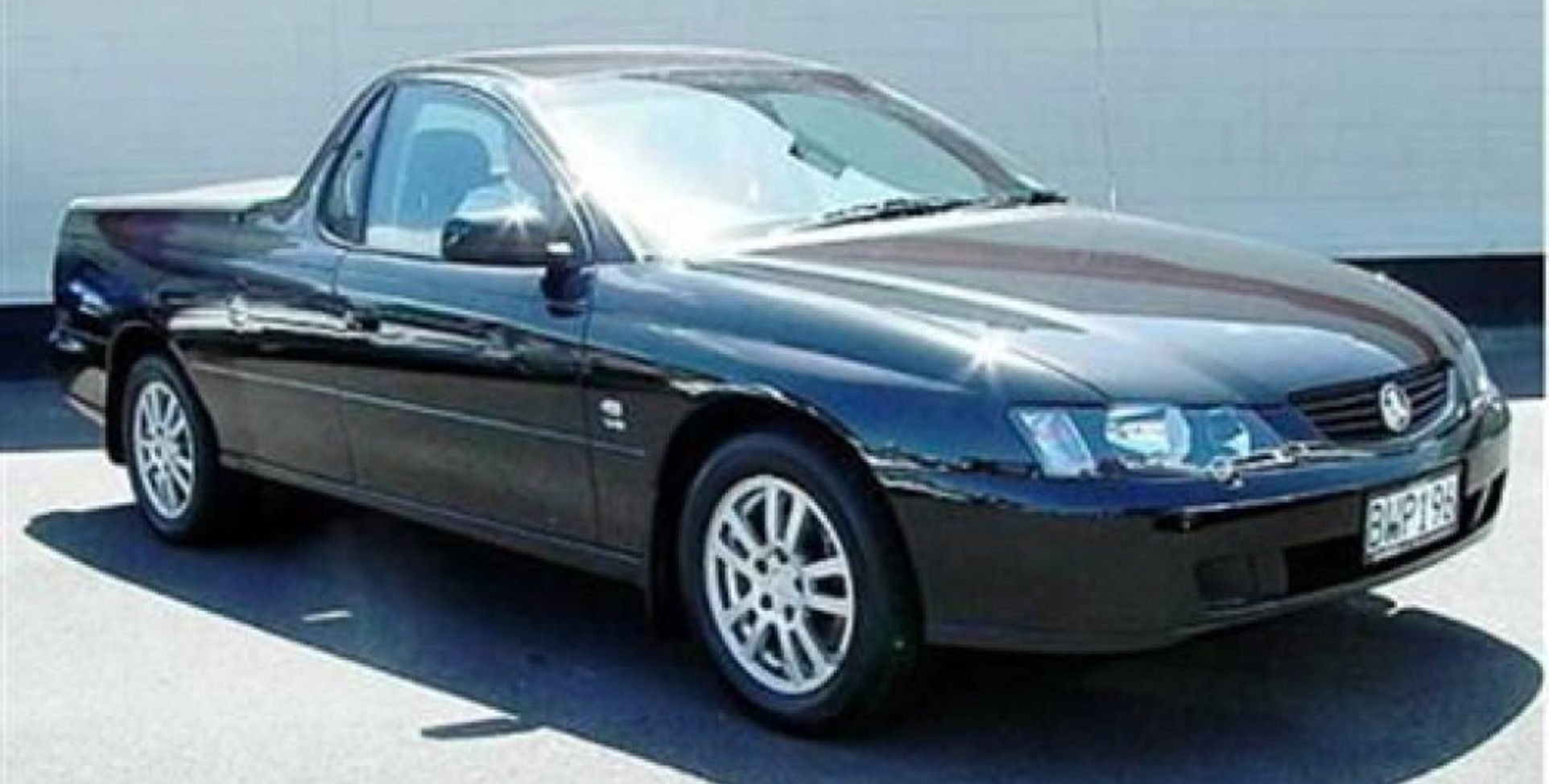 Holden Ute I (facelift 2002) 5.7 V8 (340 Hp) 2002, 2003, 2004, 2005, 2006, 2007 