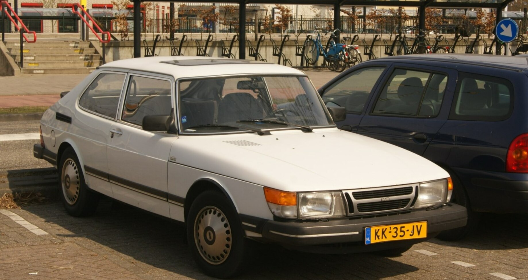 Saab 900 I Combi Coupe 2.0 i (110 Hp) 1985, 1986 