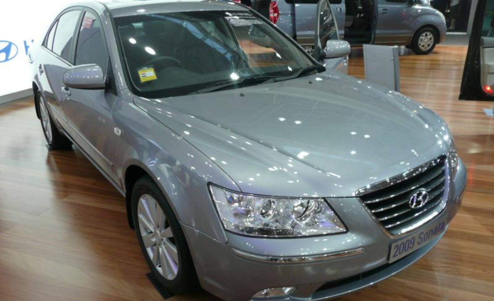 Hyundai Sonata V (NF, facelift 2008) 3.3 V6 (250 Hp) Automatic 2008, 2009 