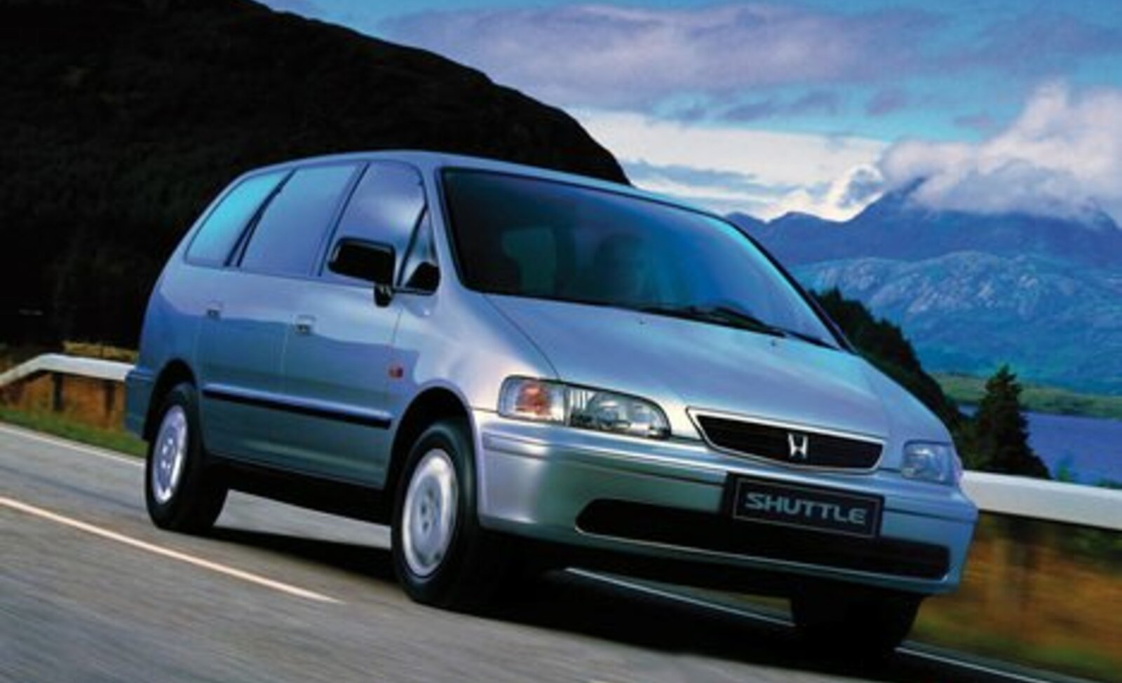 Honda Shuttle I 2.3 16V (150 Hp) 1995, 1996, 1997, 1998, 1999 