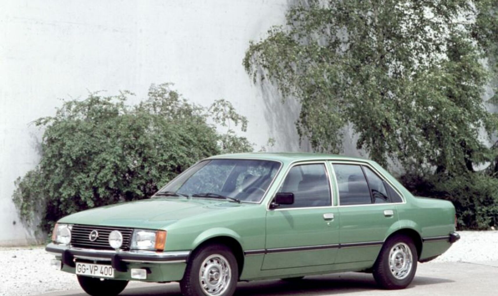 Opel Rekord E 2.3 D (65 Hp) 1978, 1979, 1980, 1981, 1982 