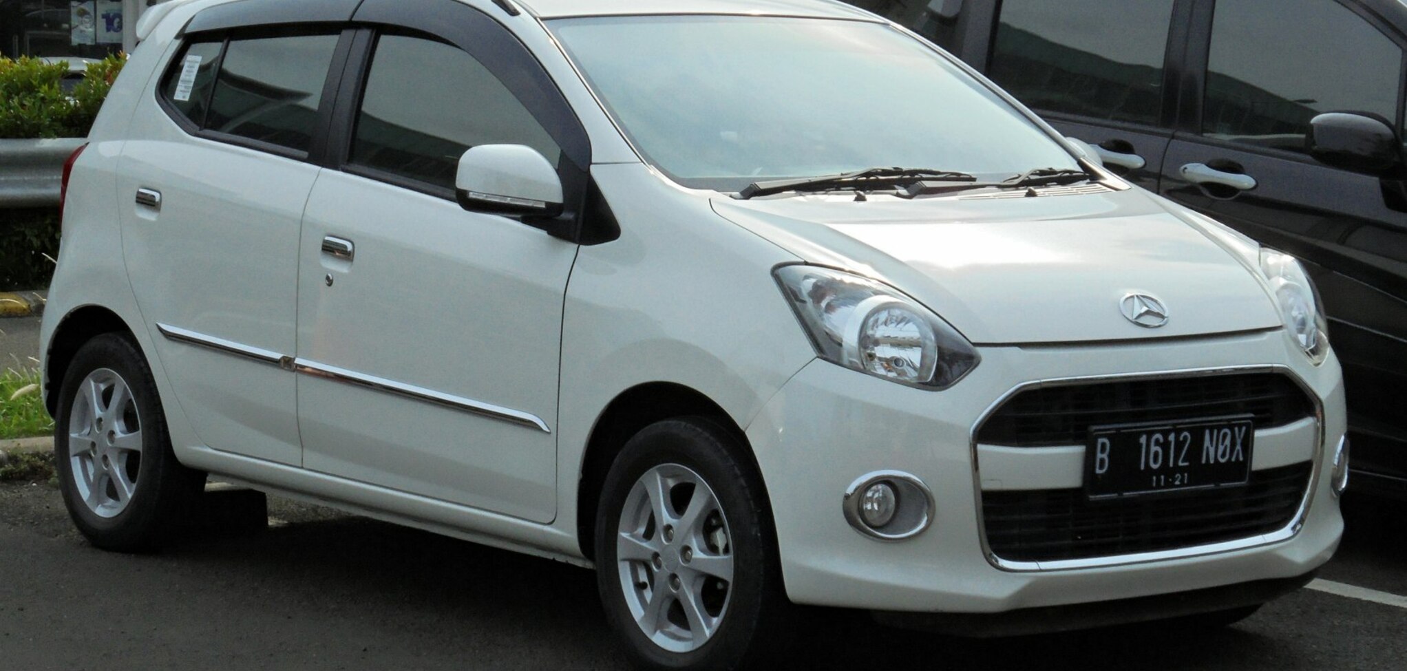 Daihatsu Ayla 1.0 (65 Hp) Automatic 2012, 2013, 2014, 2015, 2016, 2017 