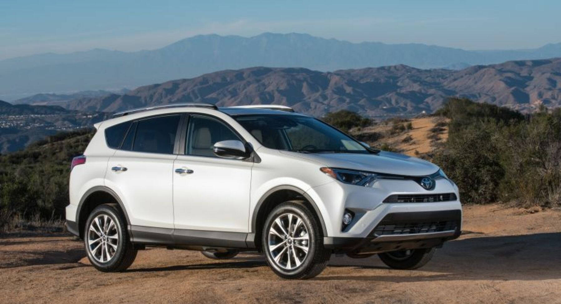 Toyota RAV4 IV (facelift 2015) 2.0 Valvematic (151 Hp) AWD 2015, 2016, 2017, 2018 