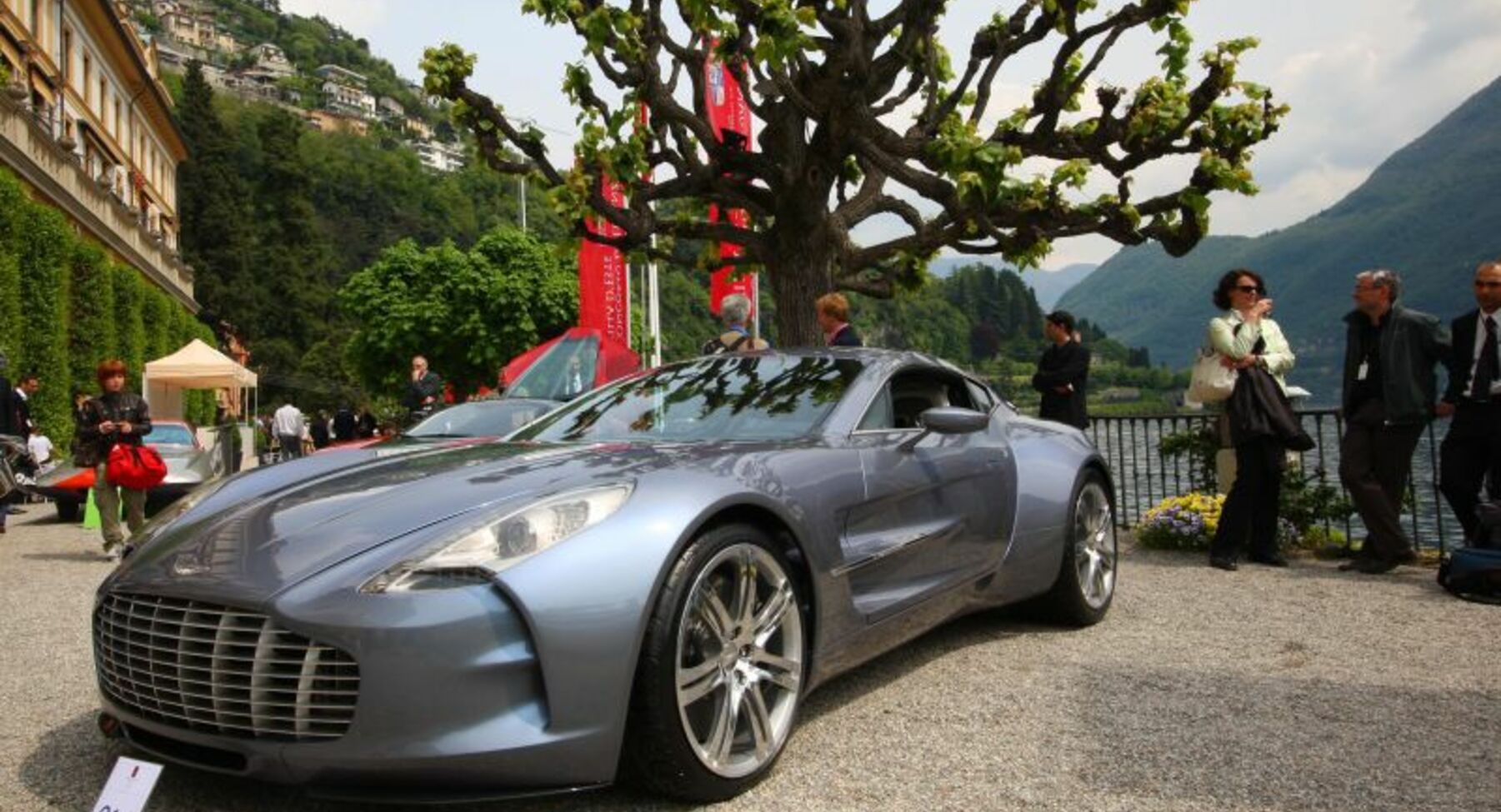 Aston Martin One-77 7.3 V12 (760 Hp) Automatic 2009, 2010, 2011, 2012 