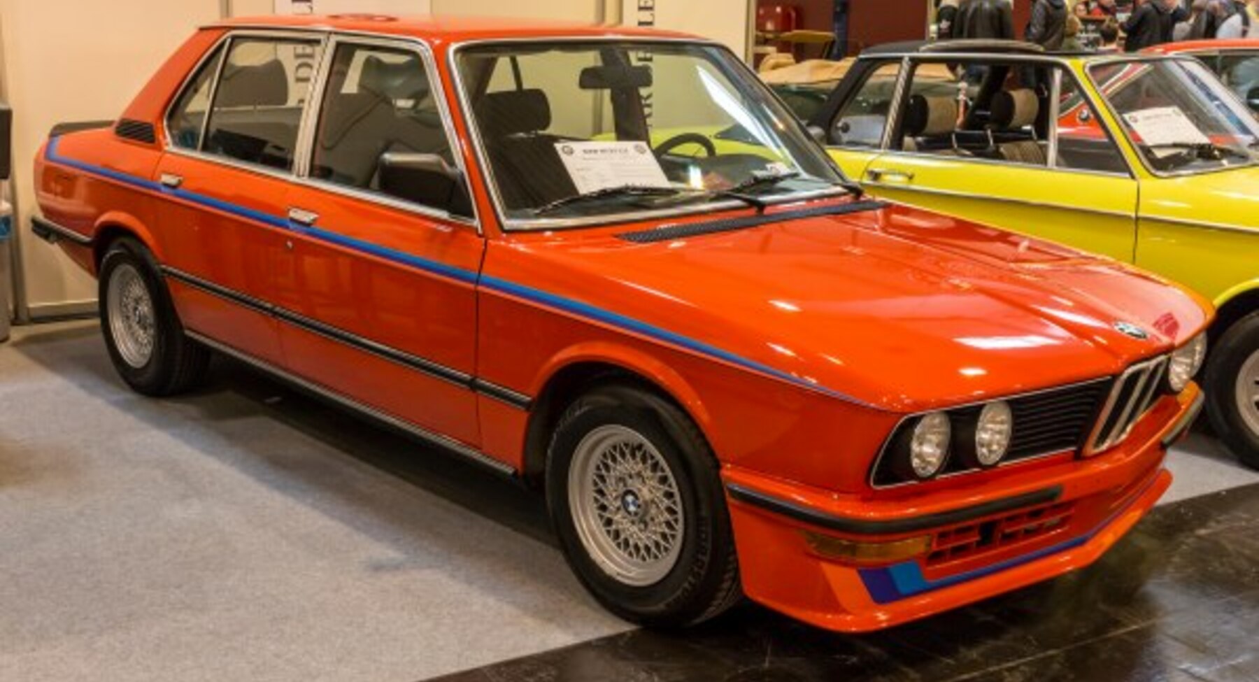 BMW M5 (E12) 3.5i (218 Hp) 1980, 1981 