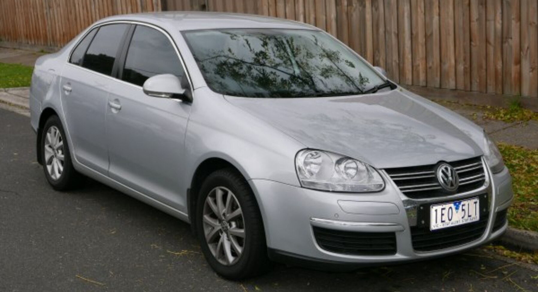 Volkswagen Jetta V 2.5i (150 Hp) 2005, 2006, 2007, 2008, 2009, 2010 