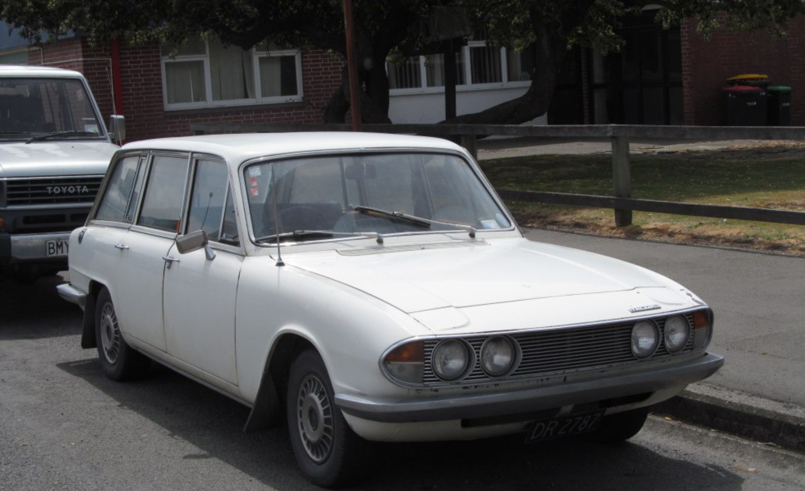 Triumph 2000 Mkii Estate 2.0 (91 Hp) 1972, 1973, 1974, 1975 