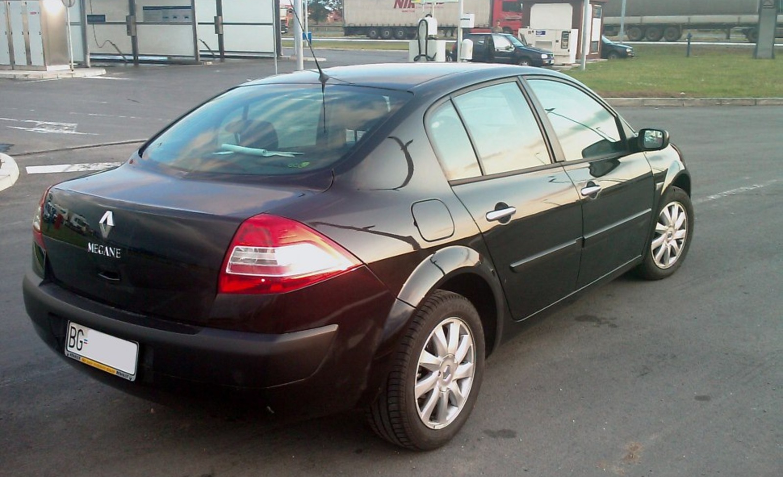 Renault Megane II Classic (Phase II, 2006) 1.9 dCi (130 Hp) FAP Automatic 2006, 2007, 2008 