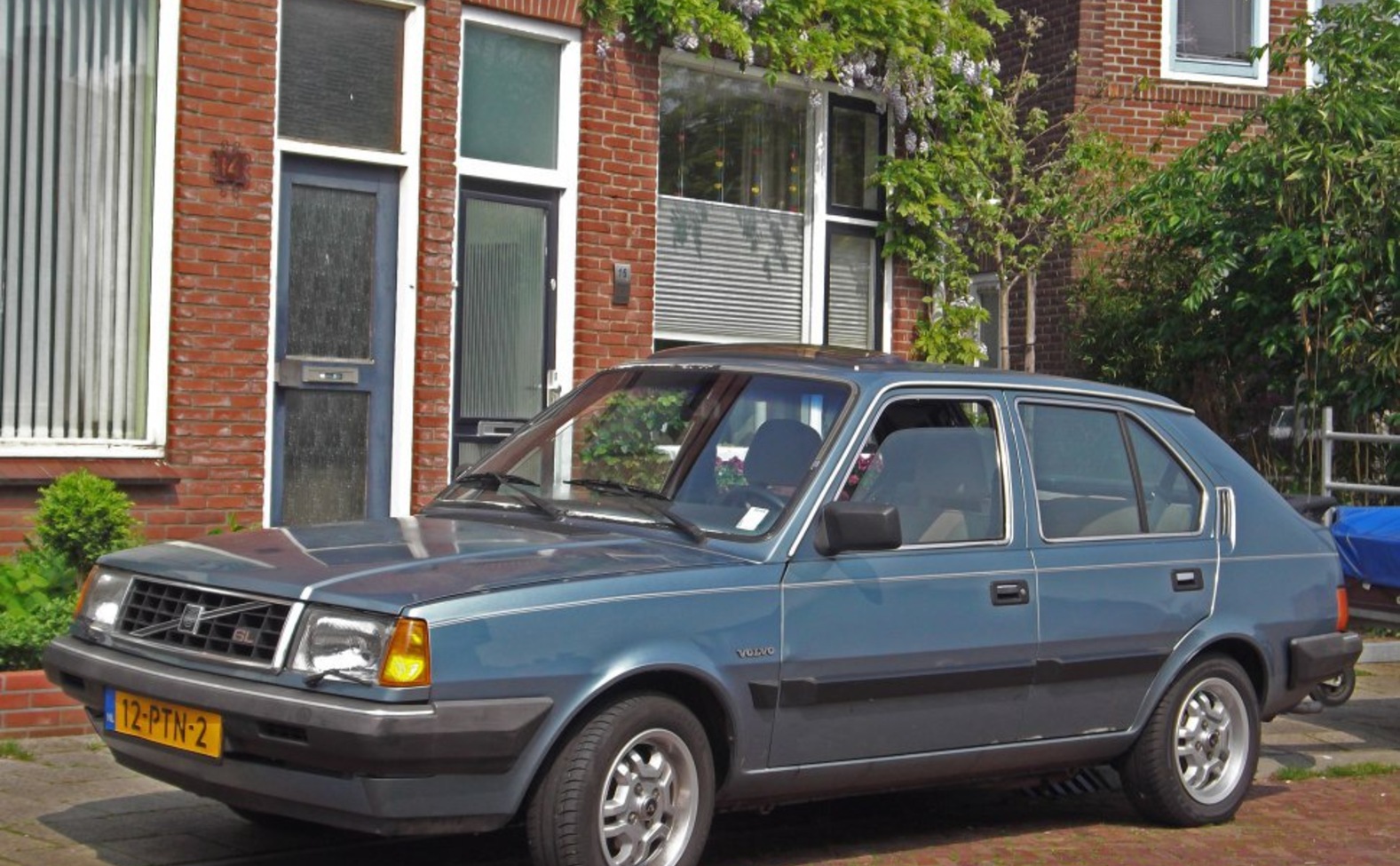 Volvo 340-360 (344) 2.0 (110 Hp) 1987, 1988 