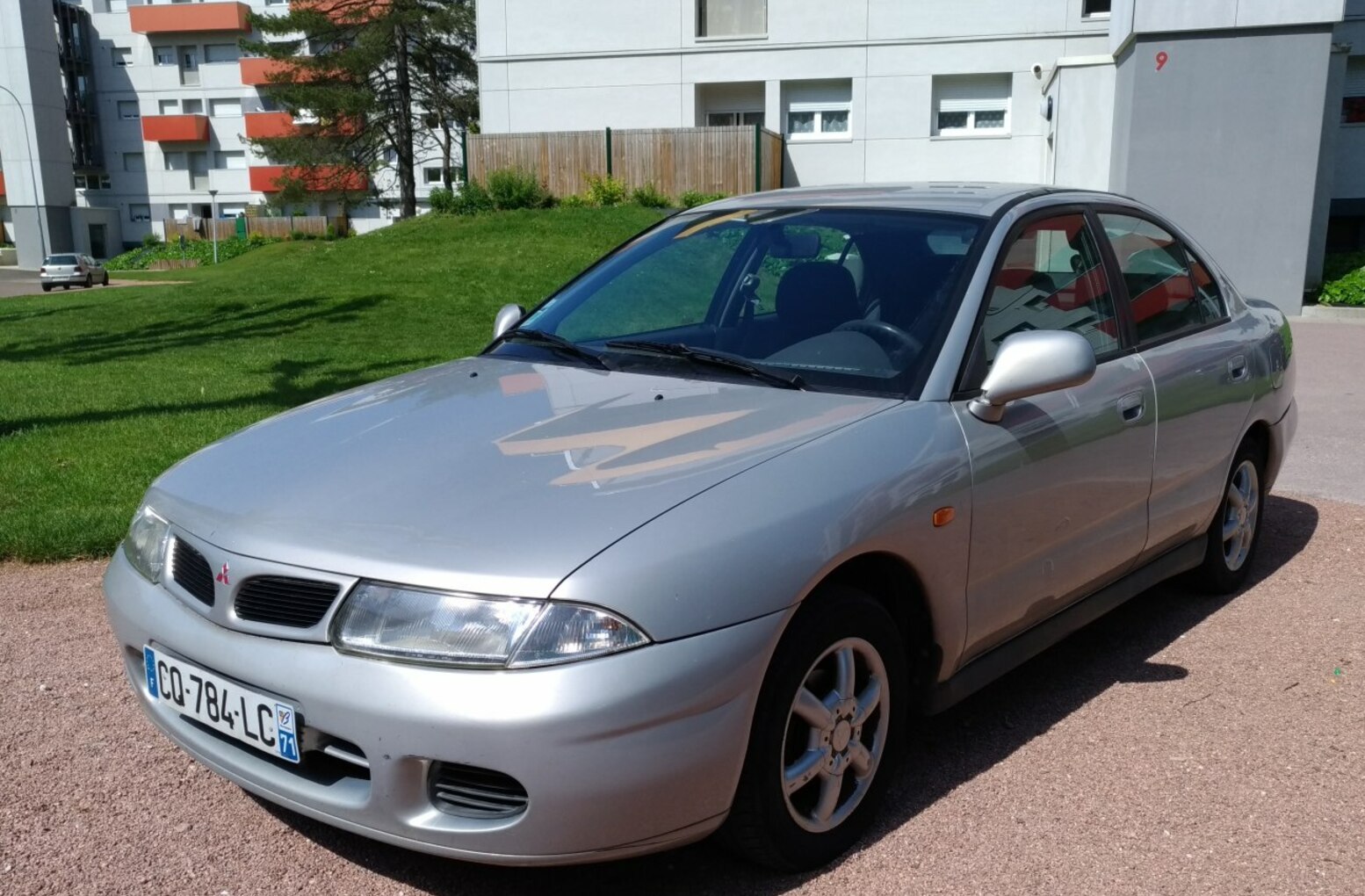 Mitsubishi Carisma 1.3 i 16V (82 Hp) 2003 