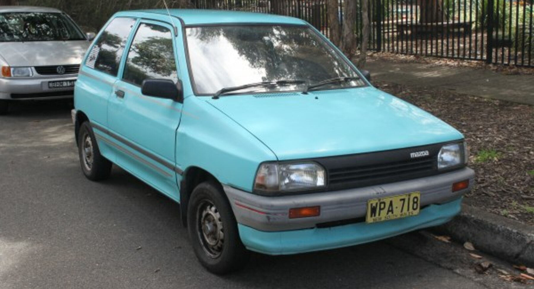 Mazda 121 I (DA) 1.1 (57 Hp) 1987, 1988, 1989, 1990 