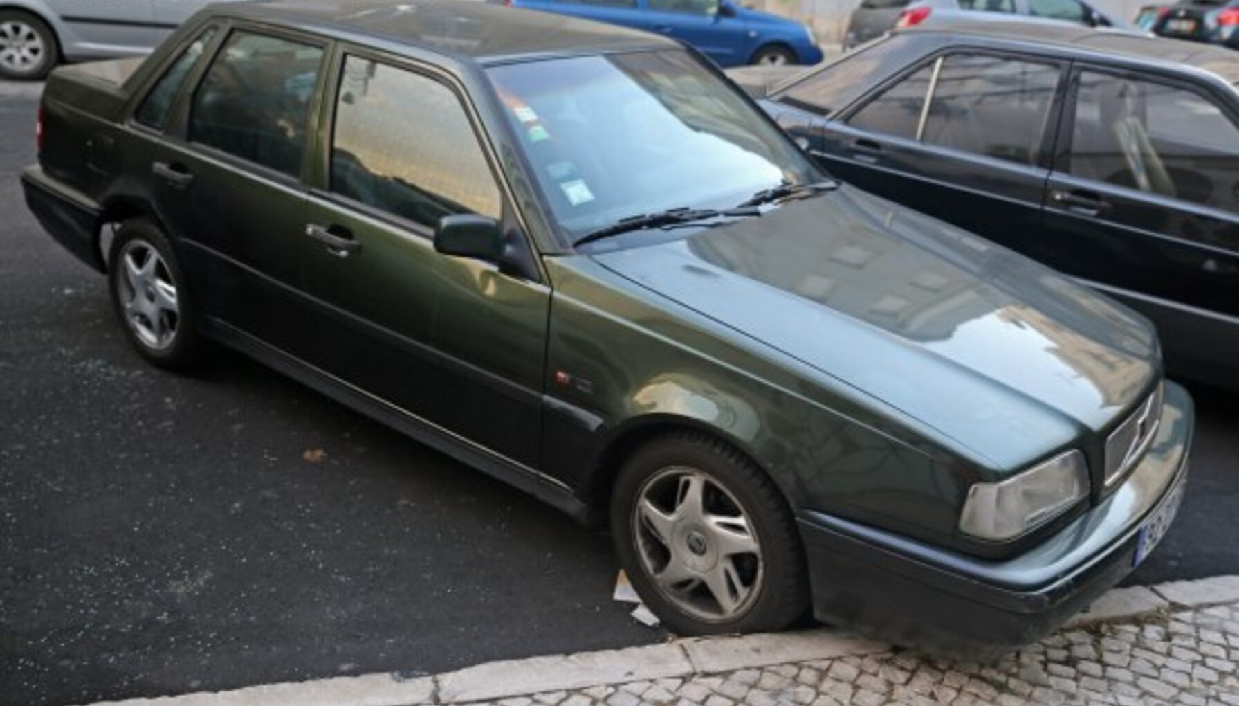 Volvo 460 L (464) 1.7 (102 Hp) 1989, 1990, 1991, 1992 