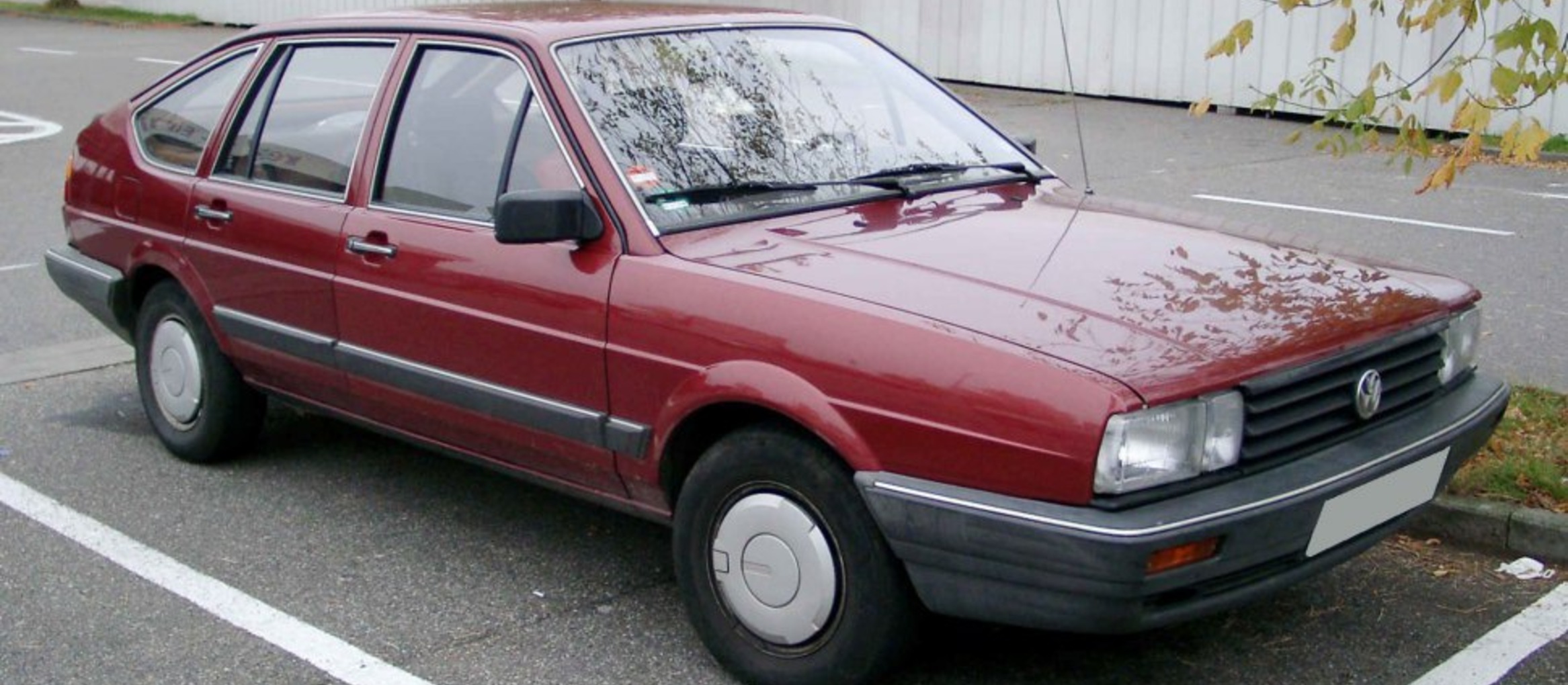 Volkswagen Passat Hatchback (B2; facelift 1985) 2.2 (115 Hp) 1985, 1986, 1987, 1988 