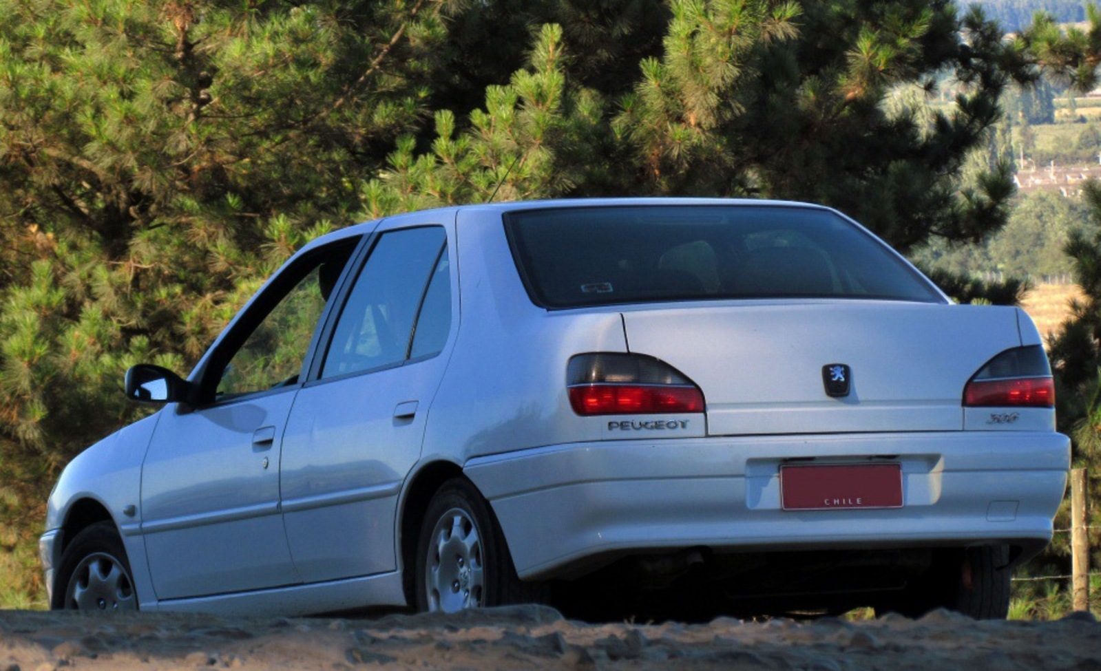 Peugeot 306 Sedan (facelift 1997) 1.9d (69 Hp) 1998, 1999, 2000, 2001, 2002 