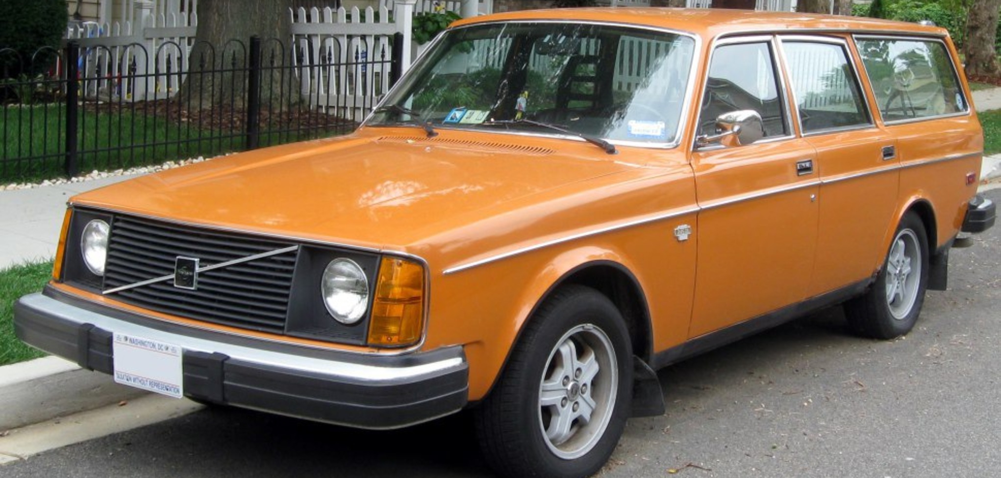 Volvo 240 Combi (P245) 2.7 GLT6 (141 Hp) 1979, 1980 