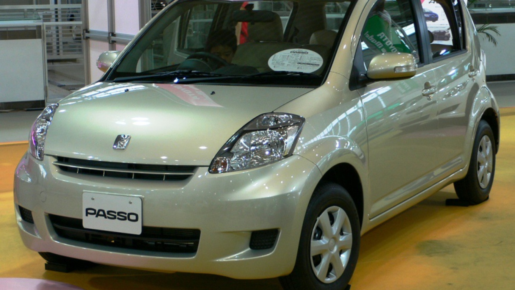 Toyota Passo 1.0i (70 Hp) 2004, 2005, 2006, 2007, 2008, 2009, 2010 