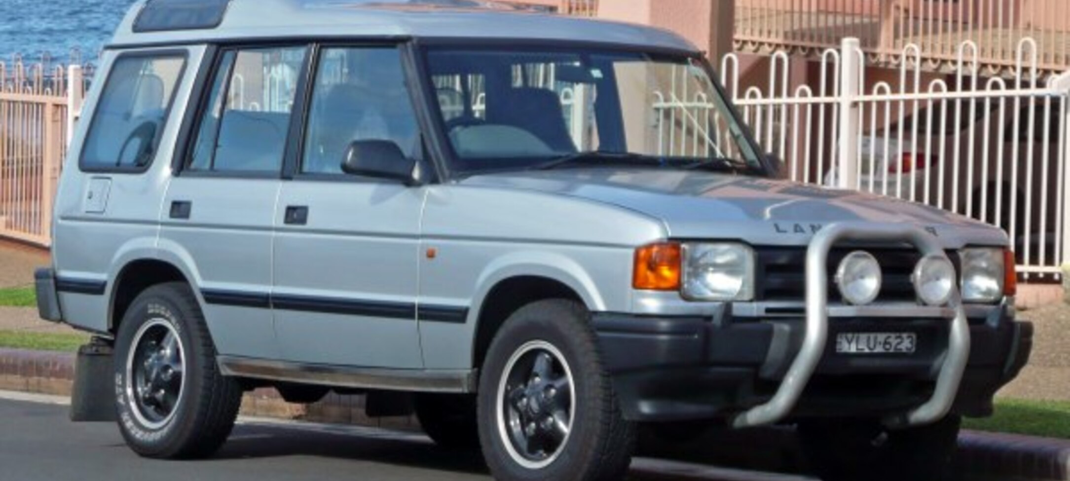 Land Rover Discovery I 2.0i (134 Hp) 4WD 1995, 1996, 1997, 1998 