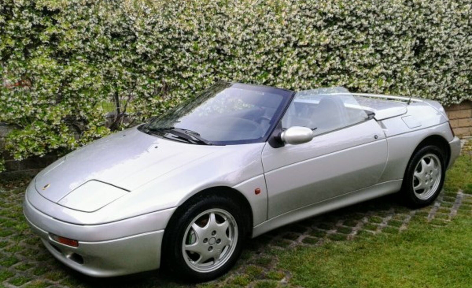 Lotus Elan II (M100) 1.6 i 16V Turbo (167 Hp) 1989, 1990, 1991, 1992 