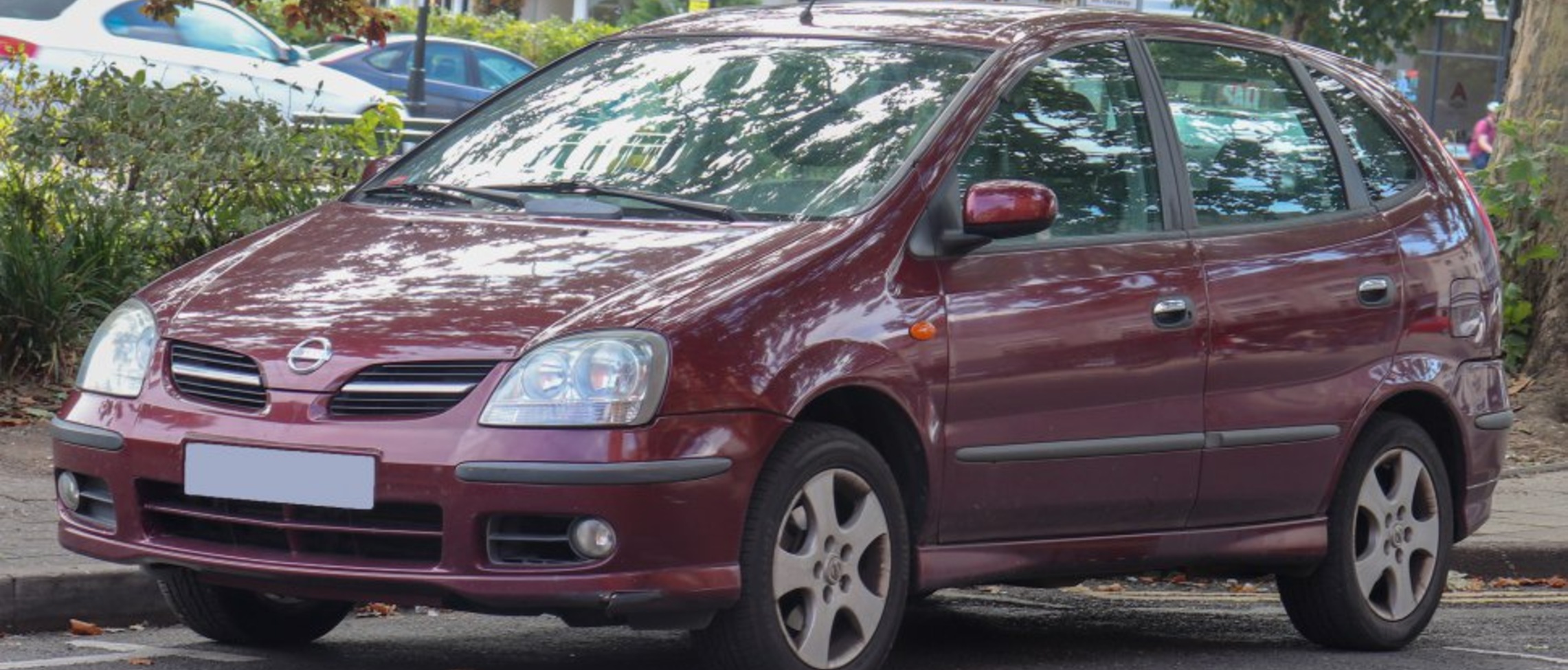 Nissan Almera Tino (facelift 2003) 1.8 (114 Hp) 2003, 2004, 2005, 2006 