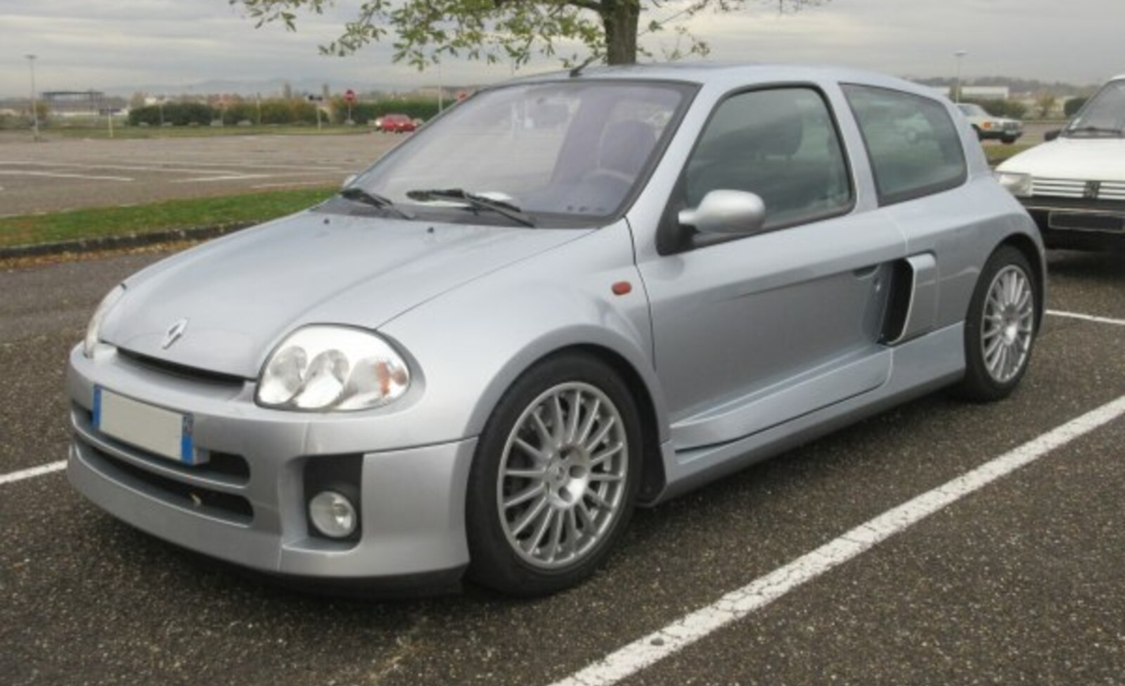 Renault Clio Sport Coupe 3.0 V6 (226 Hp) 2001, 2002, 2003 