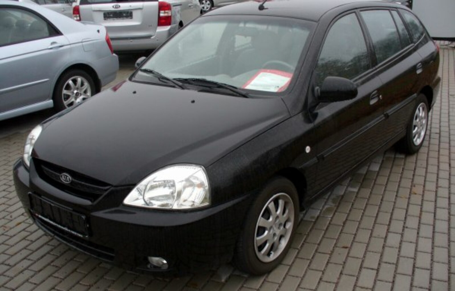 Kia Rio I Hatchback (DC, facelift 2002) 1.3 i (82 Hp) 2002, 2003, 2004, 2005 