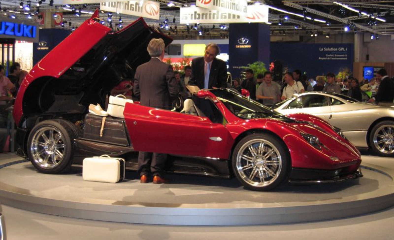 Pagani Zonda Roadster 7.3 V12 (555 Hp) 2002, 2003 