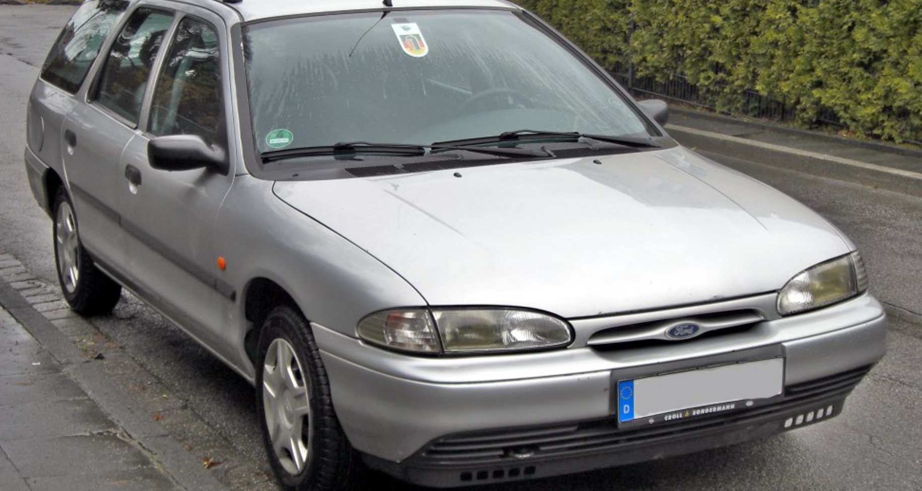 Ford Mondeo I Wagon 1.6 i 16V (90 Hp) 1993, 1994, 1995, 1996 