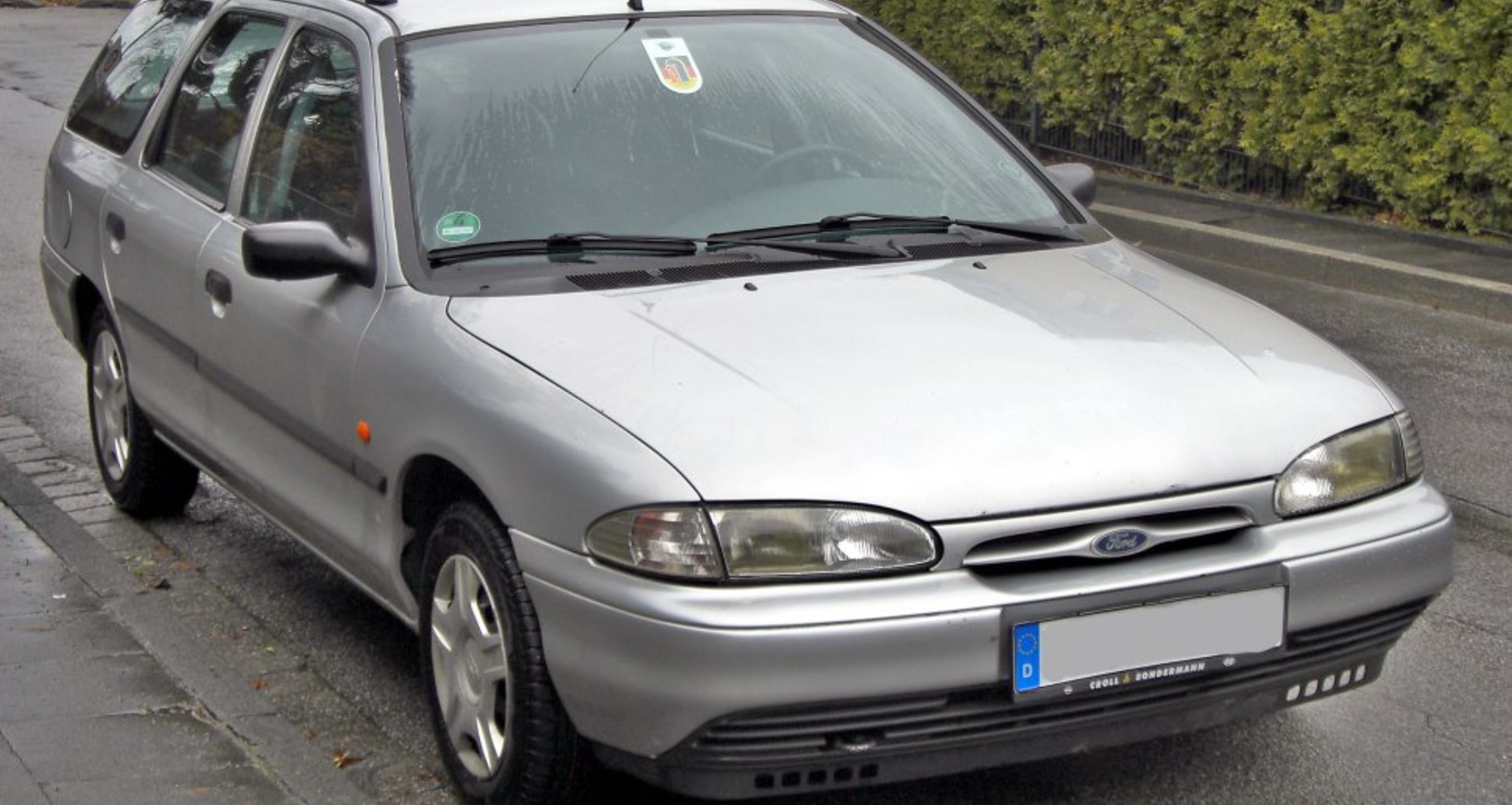 Ford Mondeo I Wagon 1.6 i 16V (88 Hp) 1994, 1995, 1996 