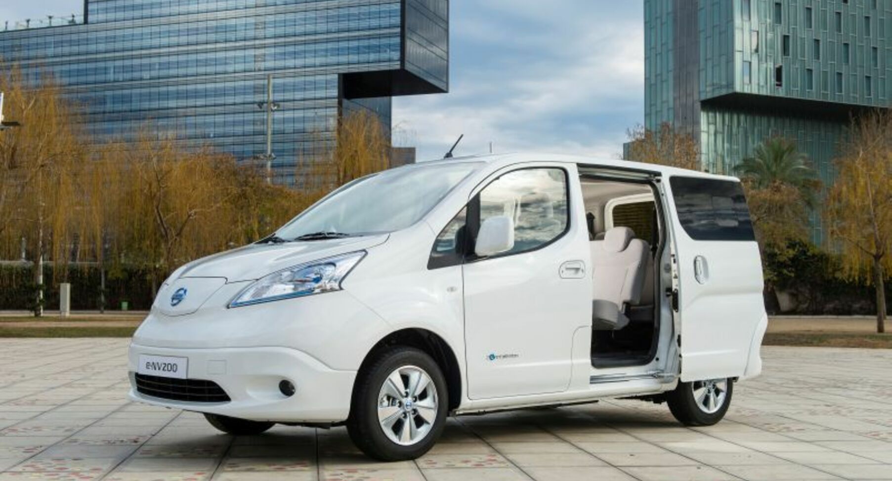 Nissan e-NV200 Evalia 24 kWh (109 Hp) 2013, 2014, 2015, 2016, 2017, 2018 