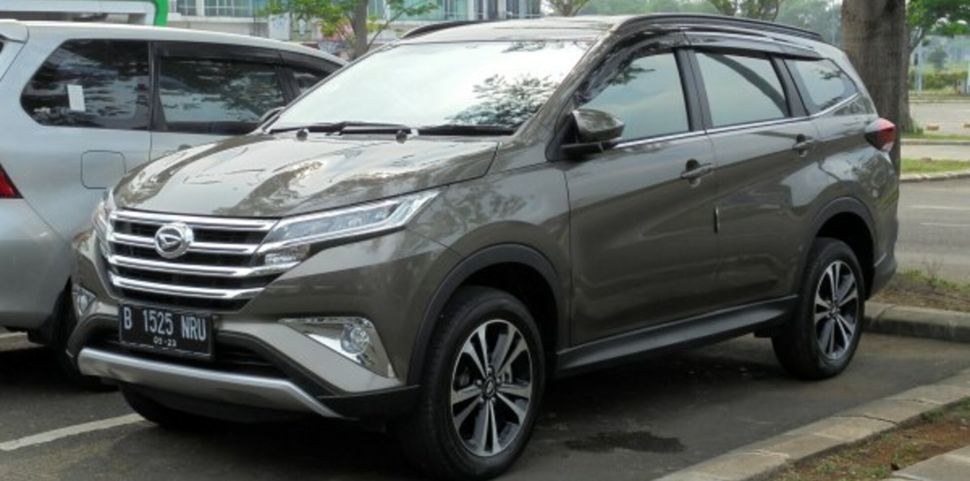 Daihatsu Terios III (J300) 1.5 (104 Hp) Automatic 2018, 2019, 2020, 2021 