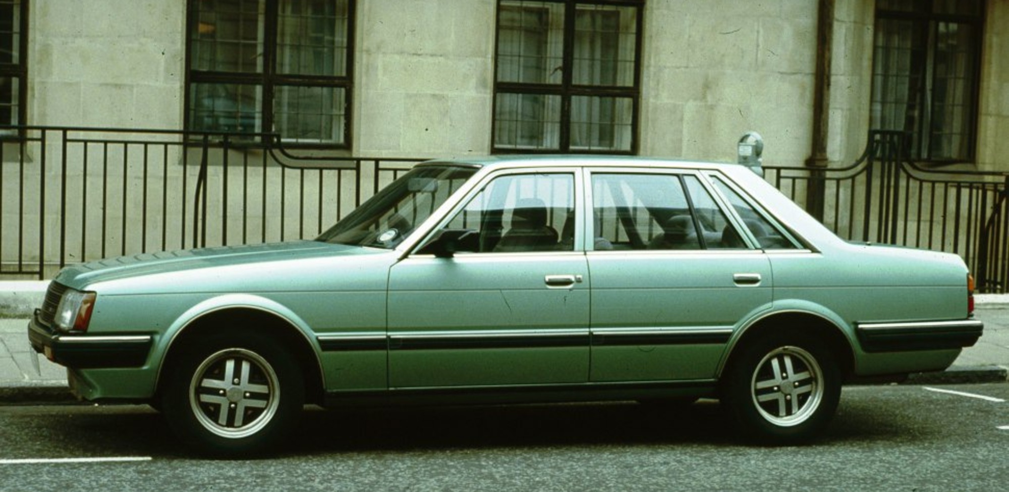 Nissan Laurel (JC31) 2.4 (120 Hp) 1983, 1984, 1985 