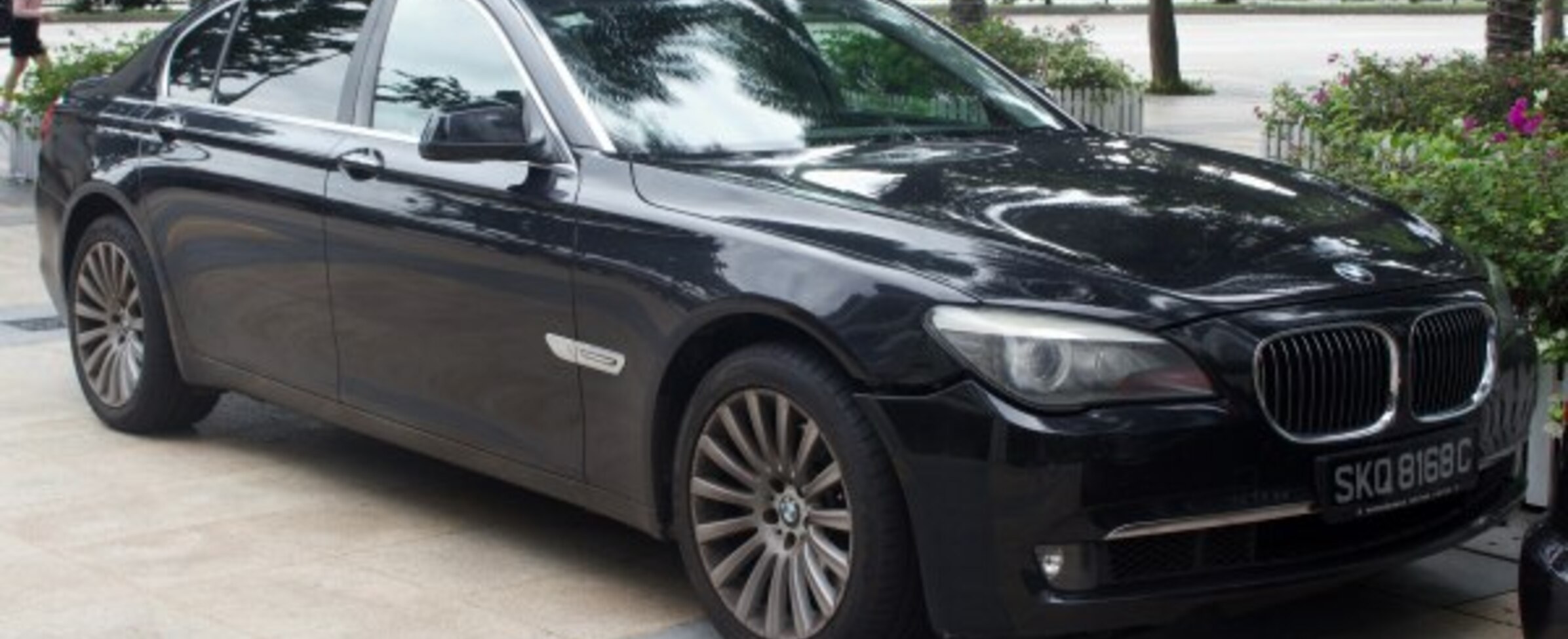 BMW 7 Series Long (F02) 750i (408 Hp) xDrive Steptronic 2009, 2010, 2011 