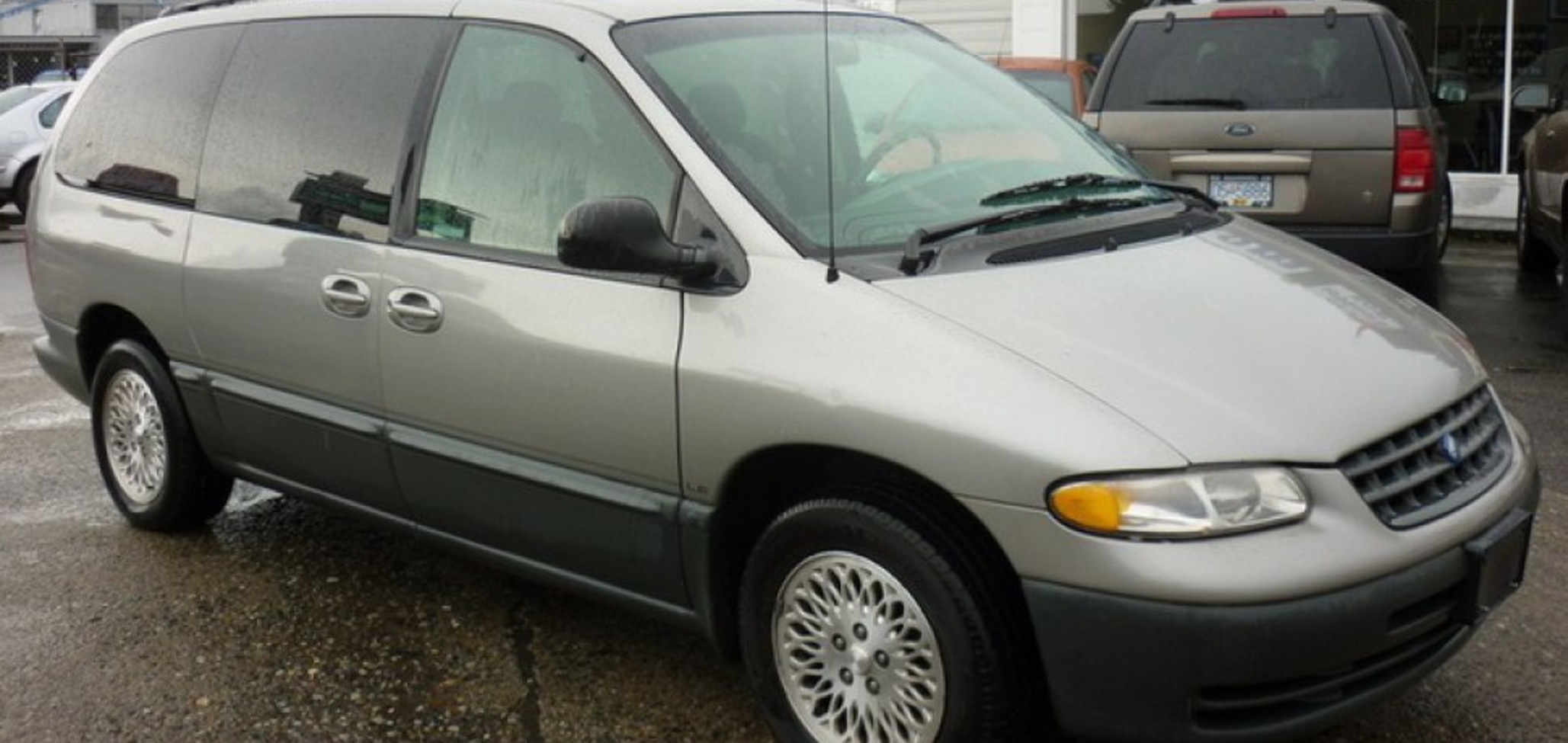 Plymouth Grand Voyager II 3.3 V6 (160 Hp) 1996, 1997, 1998, 1999, 2000 