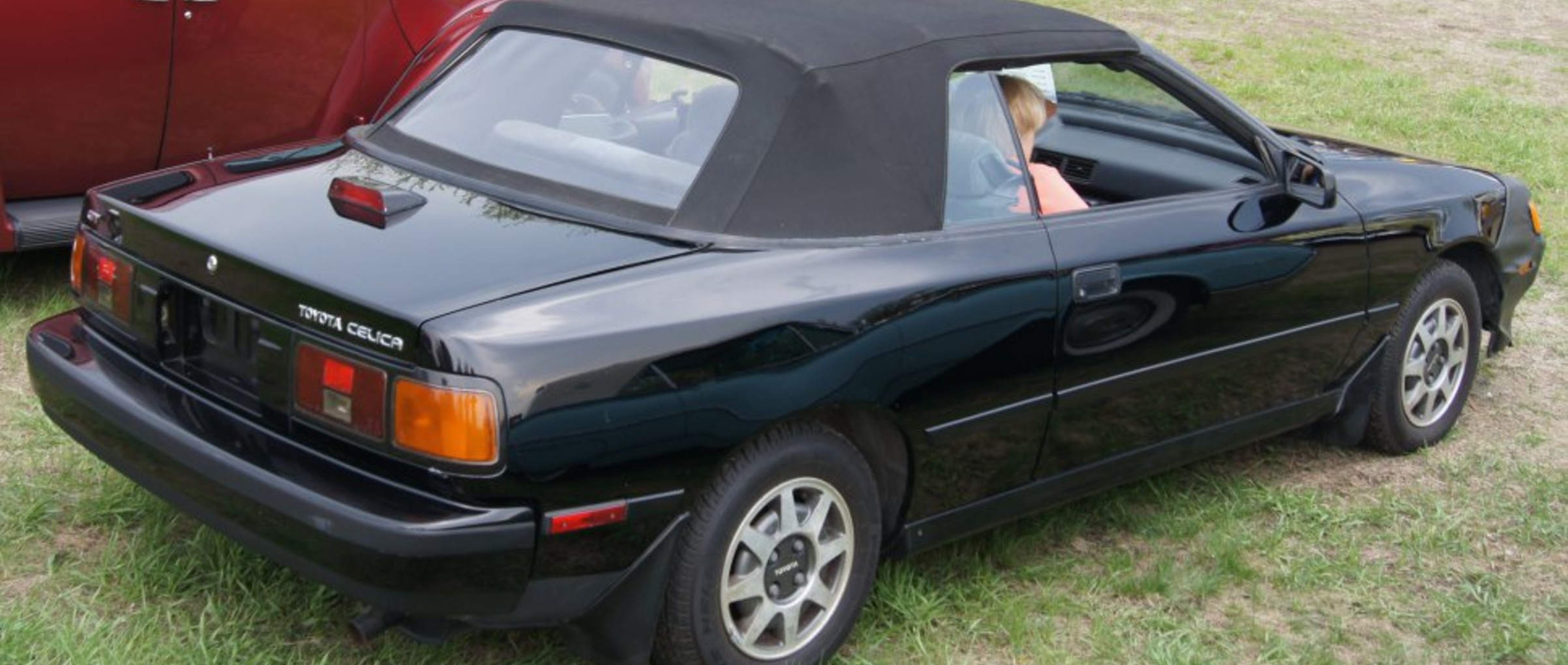 Toyota Celica Cabrio (T16) 2.0 GT (ST162) (140 Hp) 1988, 1989, 1990 