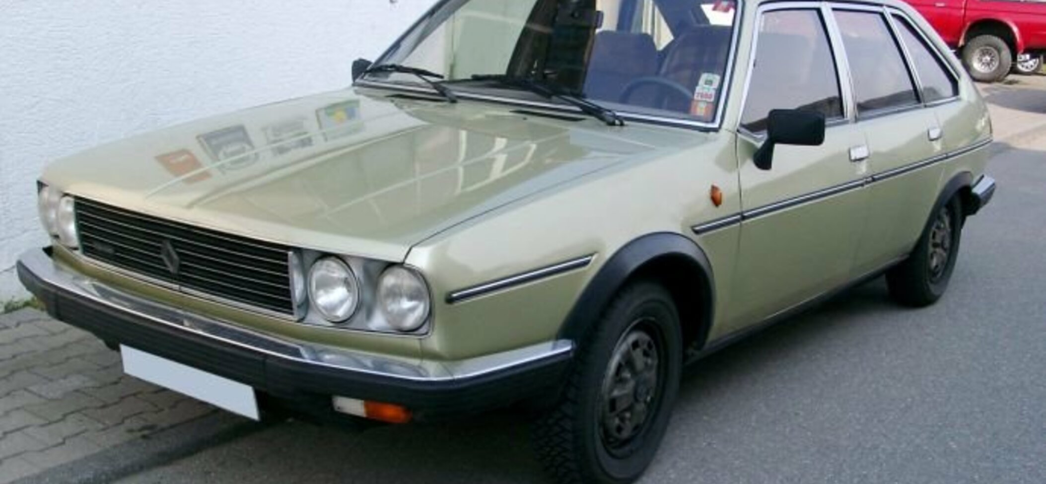 Renault 30 (127) 2.6 TS (1275) (128 Hp) 1978, 1979, 1980, 1981, 1982, 1983, 1984 