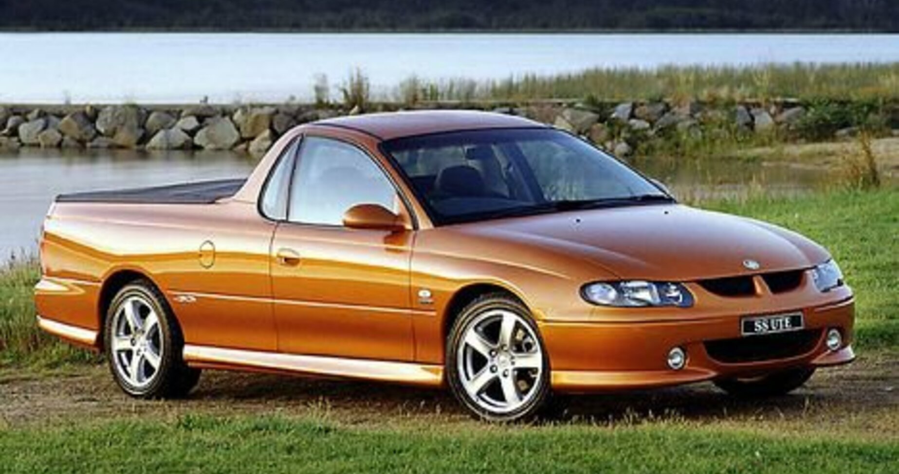 Holden Ute I 5.0 i V8 32V VR-6 (265 Hp) 2000, 2001, 2002 