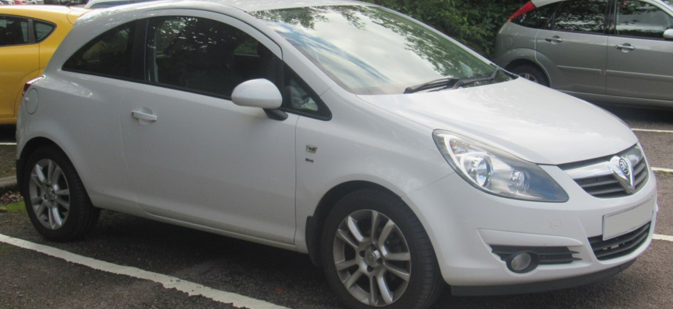 Vauxhall Corsa D 1.0i ECOTEC (65 Hp) 2010, 2011, 2012, 2013, 2014 