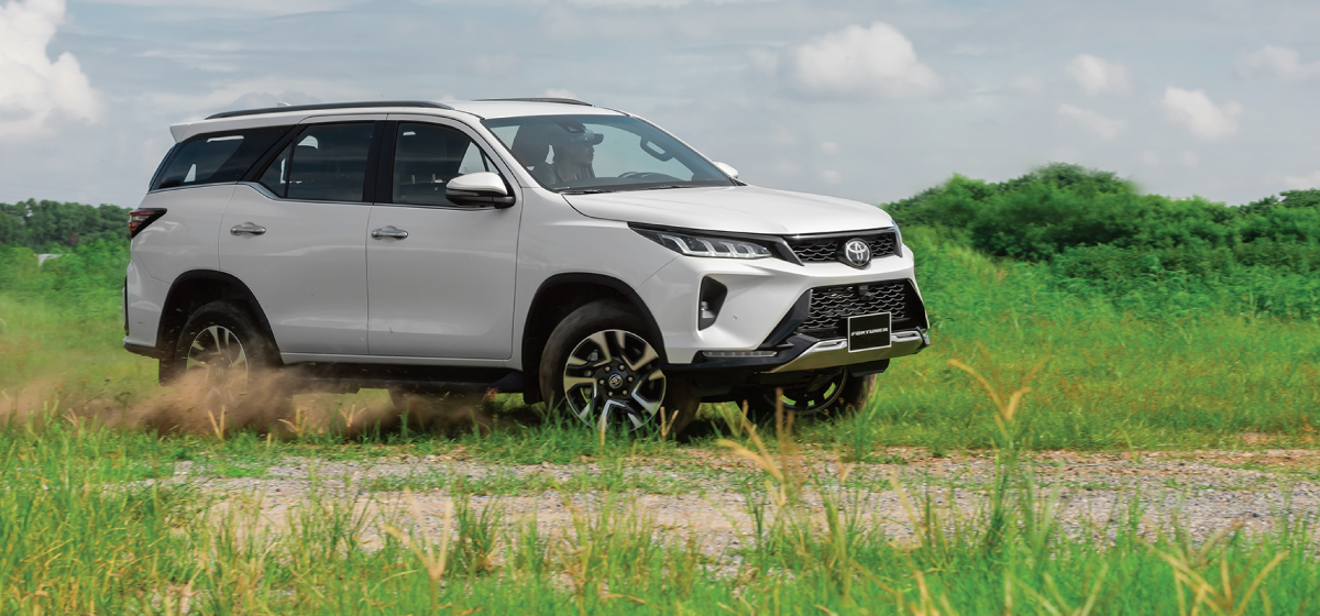 Toyota Fortuner Legender 2.8 AT 4x4 (201 Hp) 4WD Automatic 2020, 2021, 2022