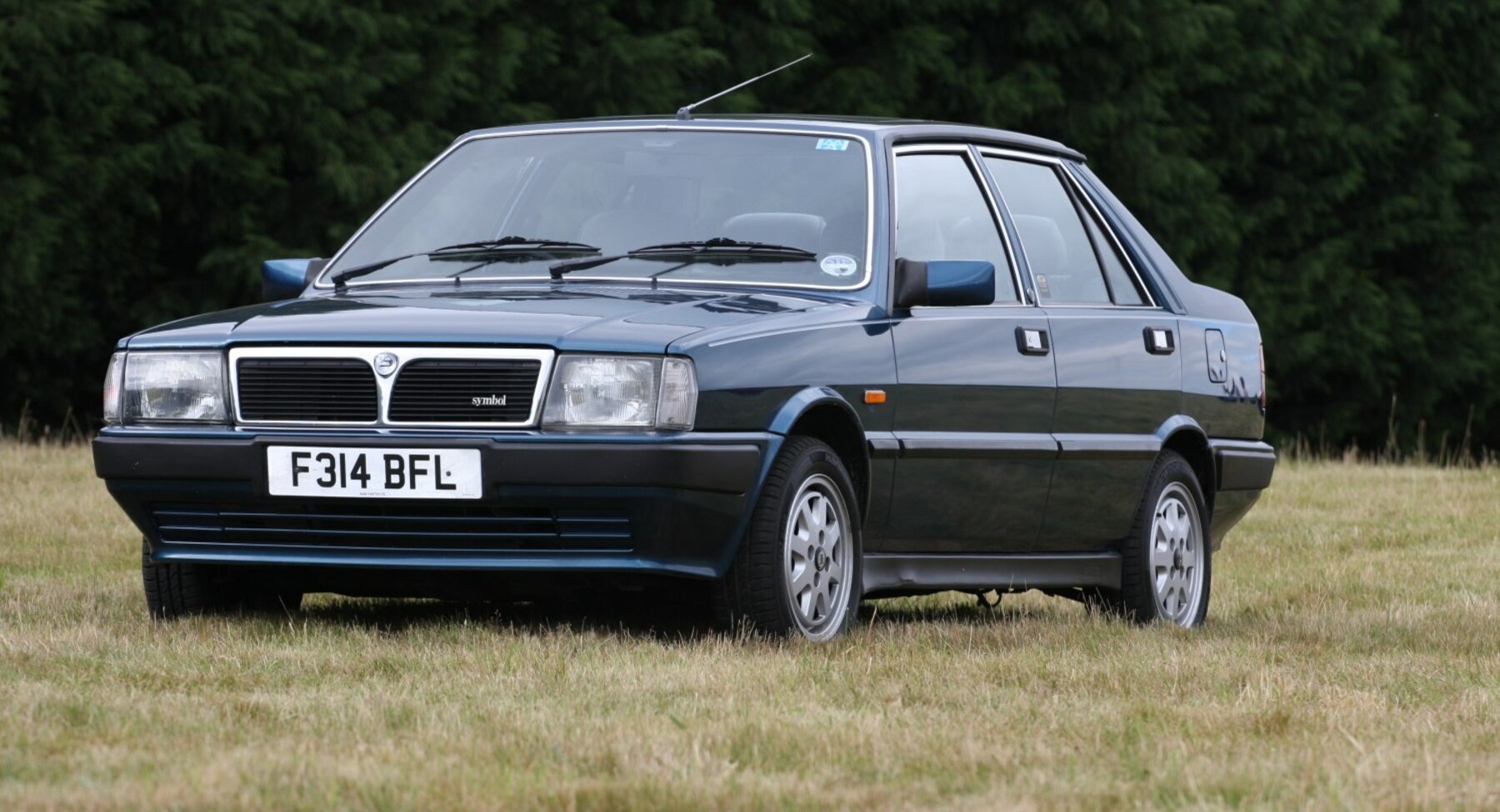 Lancia Prisma (831 AB)  4WD (115 Hp) 1986, 1987, 1988, 1989  specifications, prices & reviews | XEZii